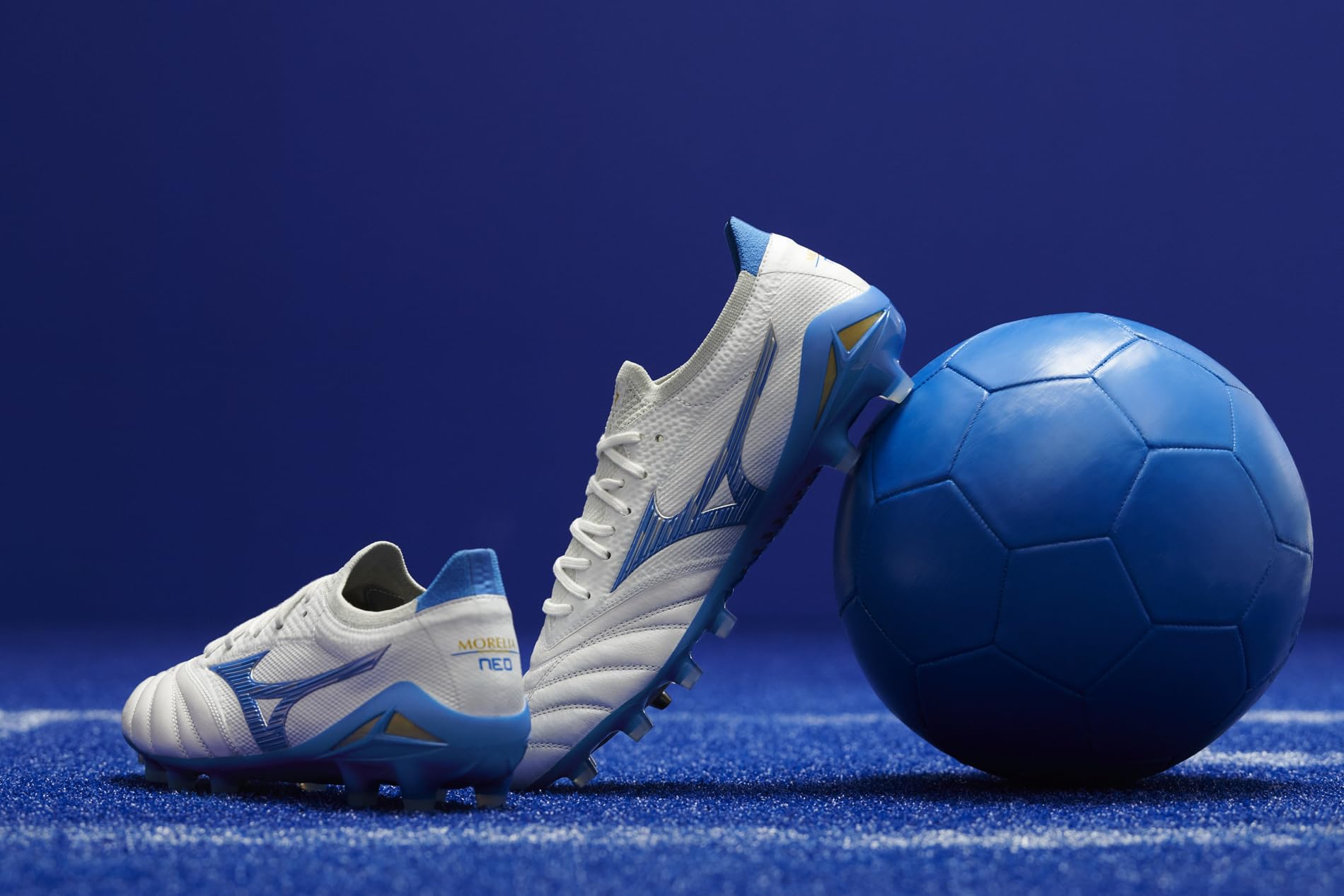 Mizuno Men's Morelia Neo IV Made in Japan Kl Soccer Shoe - Image 8